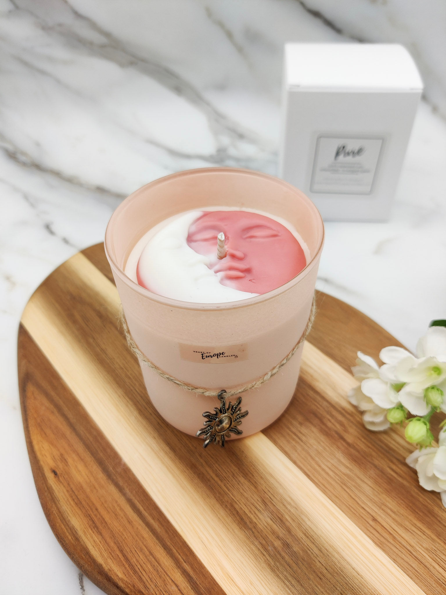 Sun and Moon candle with charm - Salmon pink