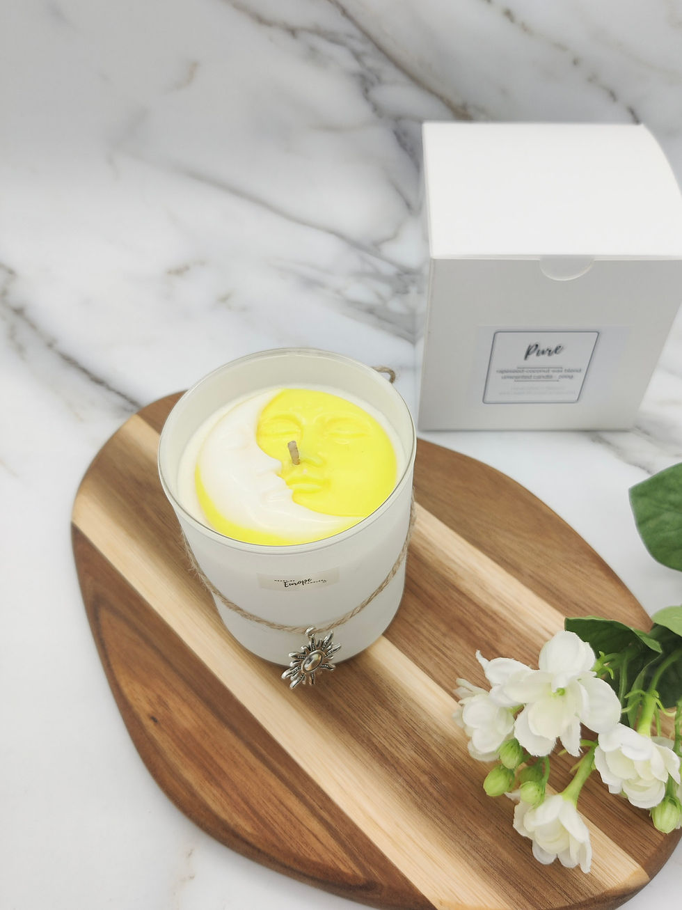 Thumbnail: Sun & Moon candle with charm