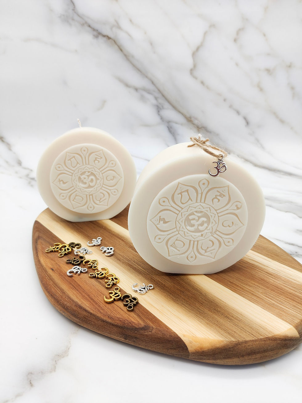 Miniature : Chakra meditation rapeseed candle with charm