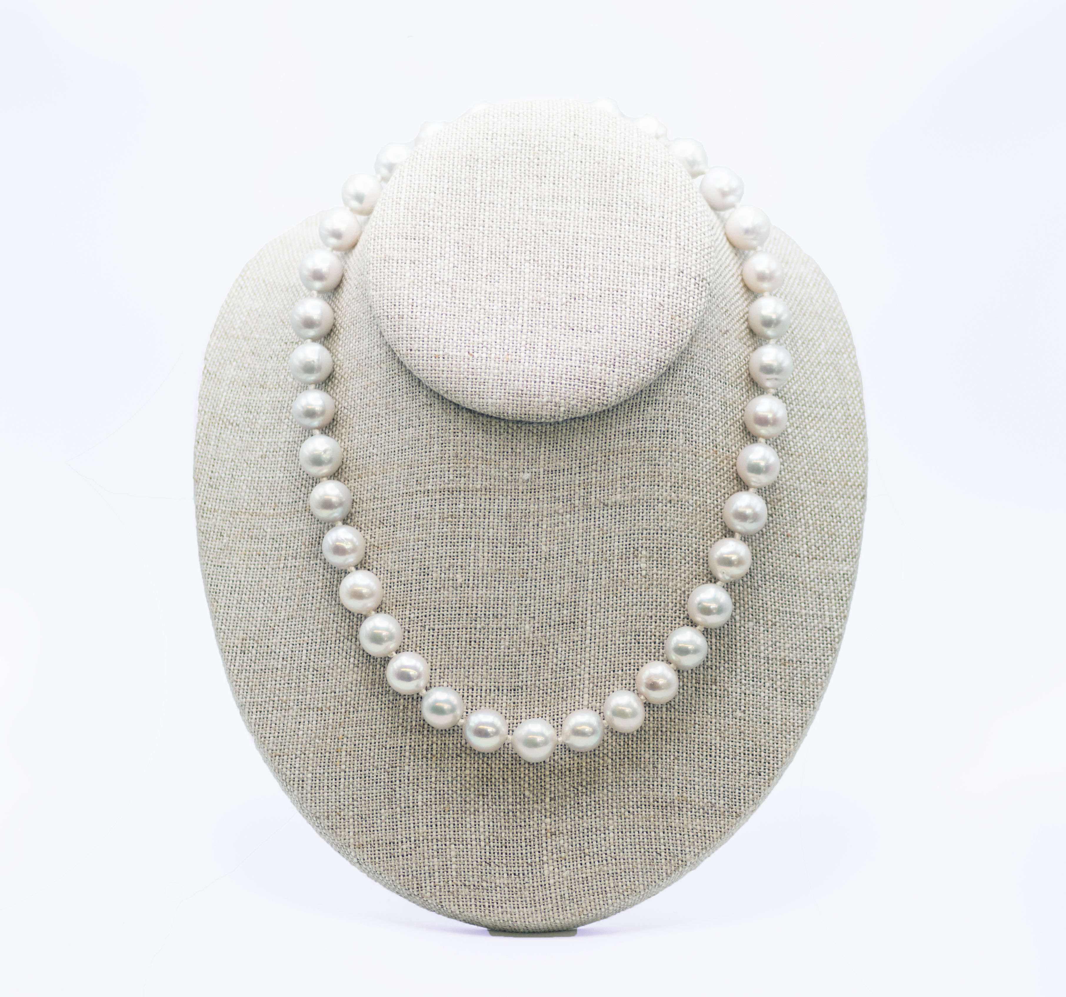 pearl necklace