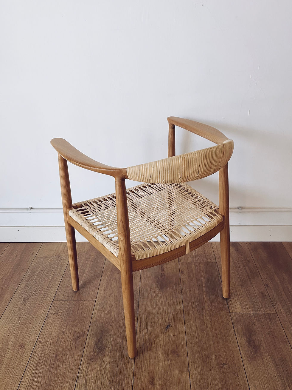 Thumbnail: Armchair inspired by Wegner JH-501