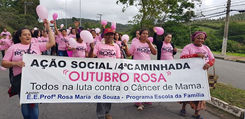 Caminhada Outubro Rosa pelas ruas da Estância