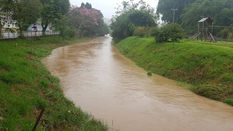 ESTÂNCIA: Temporal deixa cidade em estado de alerta