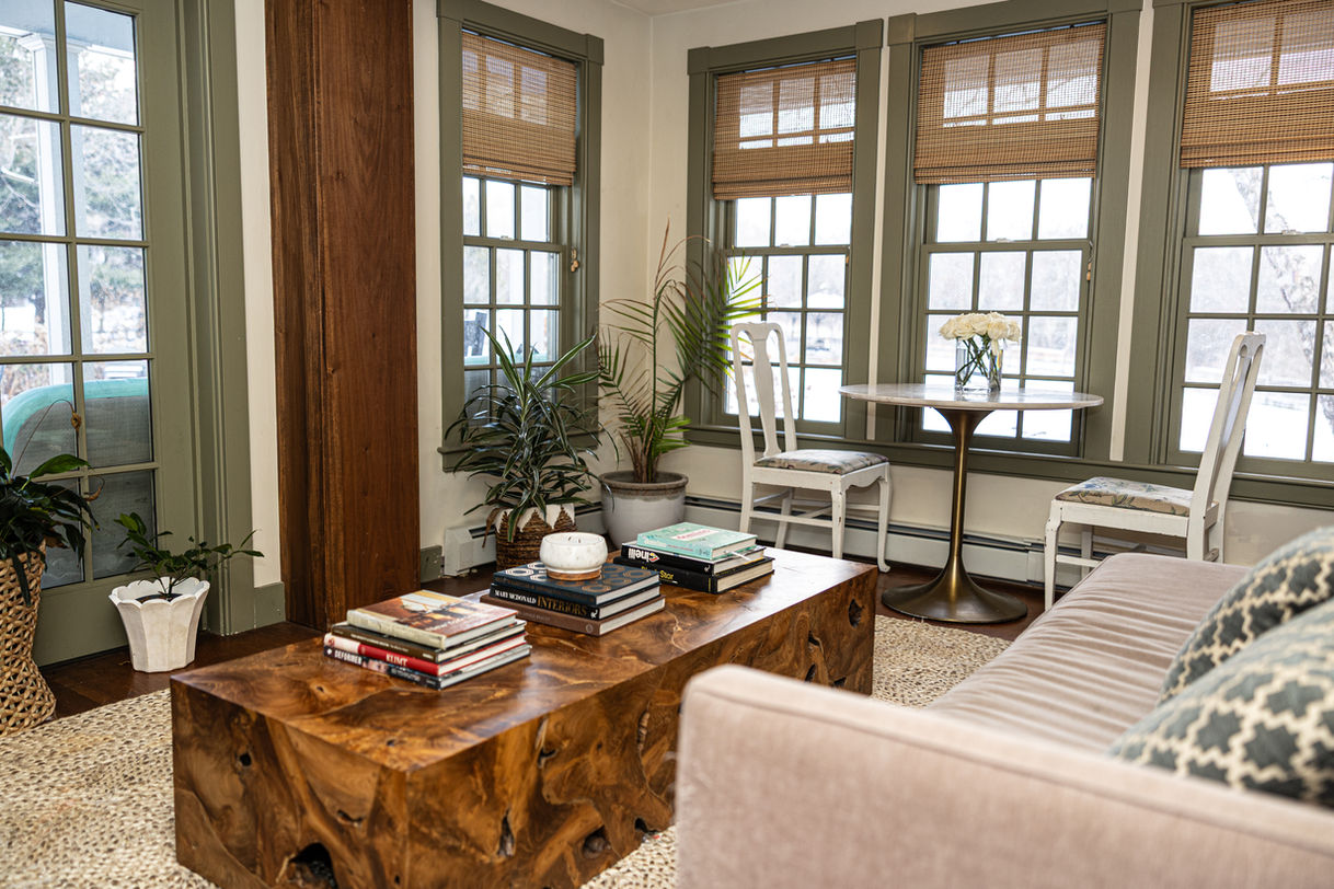 Living Room 11