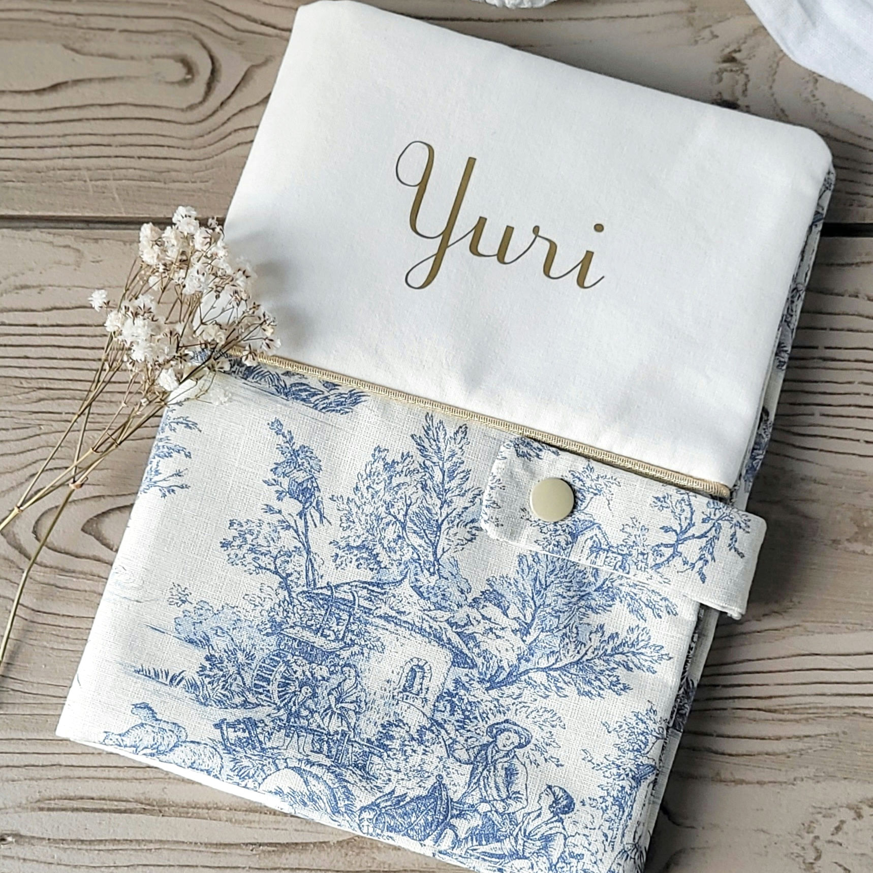 PROTEGE CARNET DE SANTE PERSONNALISE EN TOILE DE JOUY