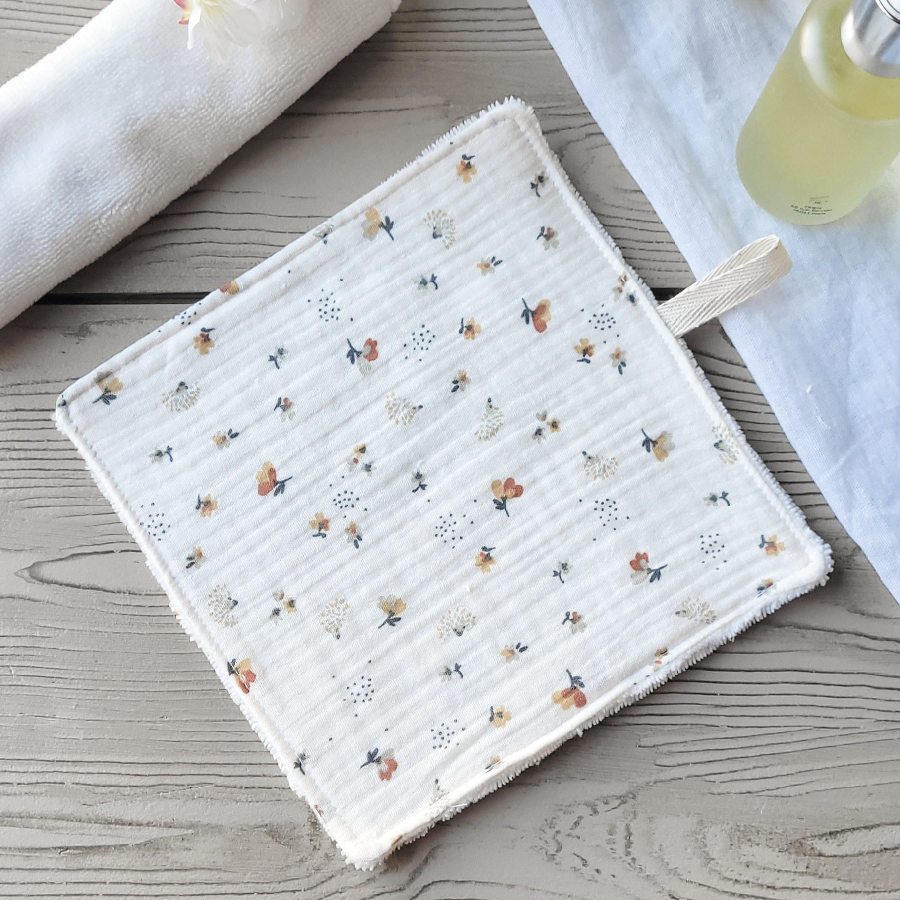 serviette pour visage gaze de coton écru et micro éponge bambou
