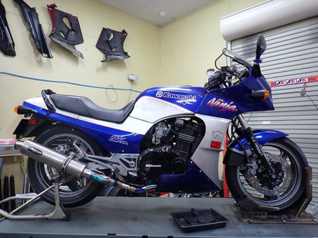 GPZ900R タイヤ交換