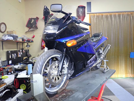ZZR1100C型 メンテナンス