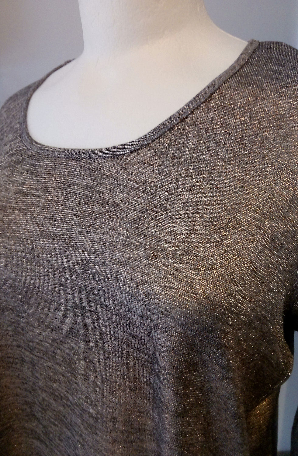 Thumbnail: Metallic Top