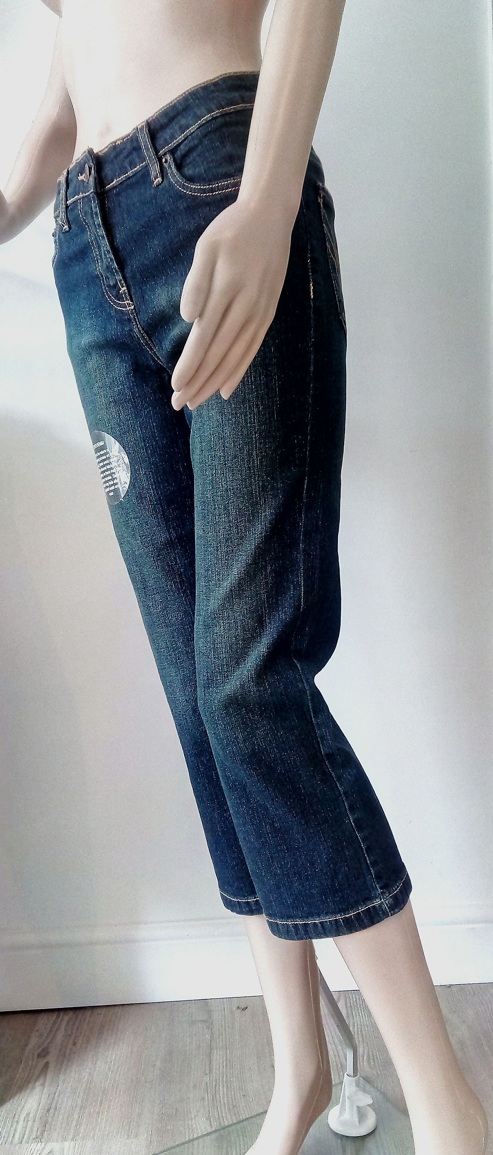 Thumbnail: Cropped Jeans