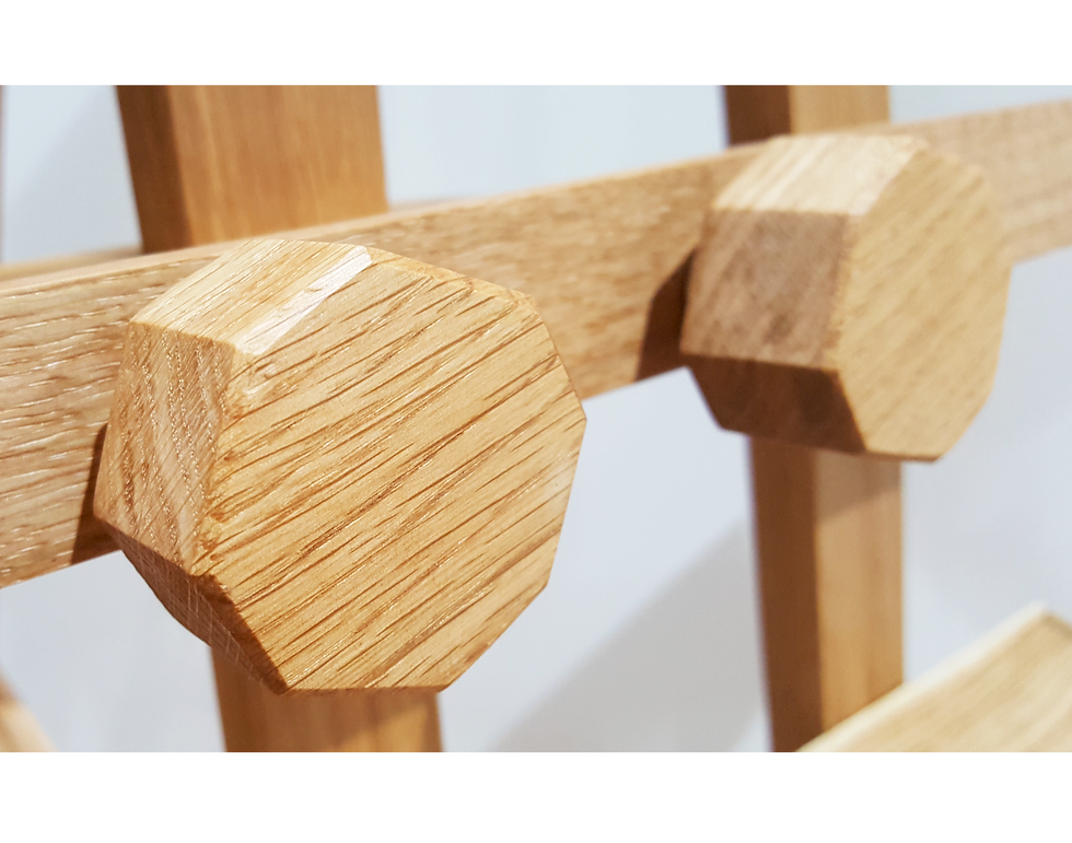 Floating shelf lock knobs