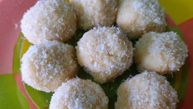 Veg dessert recipe in Hindi / Naryal Laddoo / फ्रेश नारियाल के लड्डू