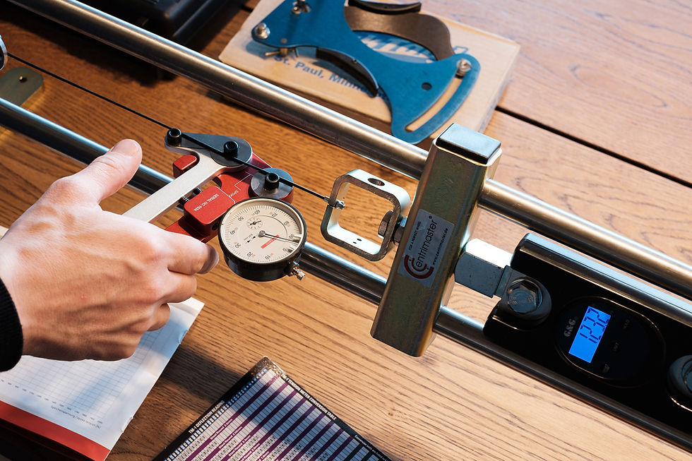 Centrimaster Tensioner zum kalibrieren von Speichentensiometer