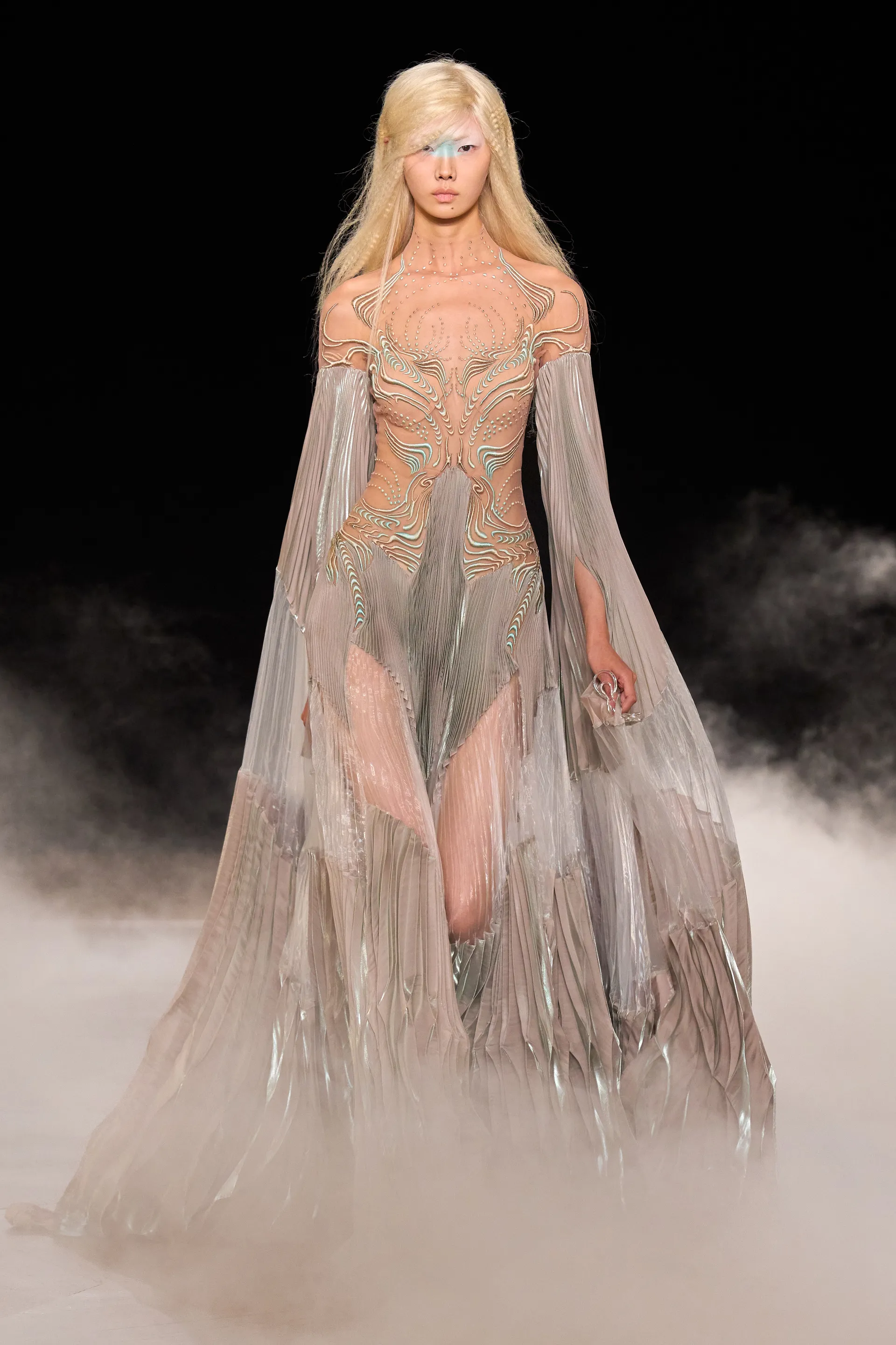 Iris Van Herpen Alta Costura electricidad