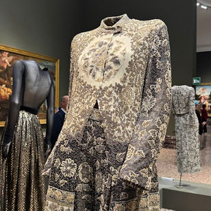 El Último Hilo de Oro: Un Adiós a Giorgio Armani en la Pinacoteca