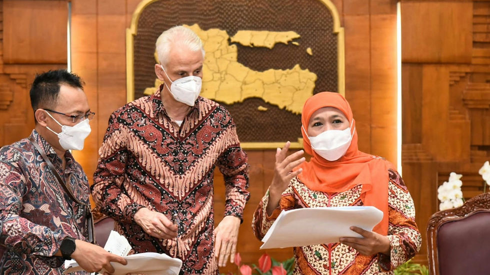 Rencana pembangunan jalur kereta api Surabaya Regional Railways Lines (SRRL) di wilayah Gerbangkertasusila ini sejalan dengan mandat Perpres No. 80 Tahun 2019. Dimana, salah satu poin pentingnya yaitu membangun konektivitas transportasi publik di wilayah Gerbangkertosusila.(Foto:Humprov Jatim)