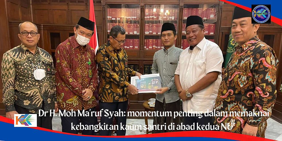 "Menjelang 100 Tahun Nahdlatul Ulama, perhatian sepenuhnya kami lakukan dengan orientasi ke depan. Momen Hari Santri dijadikan hikmah yang besar guna mengawal bangsa Indonesia yang berperadaban serta keadilan. Nilai-nilai keadilan terus diperjuangkan meskipun langit runtuh," tutur H. Moh Ma'ruf Syah, yang juga dosen Pascasarjana Universitas Airlangga Surabaya, dalam keterangan Jumat (28/10/2022).