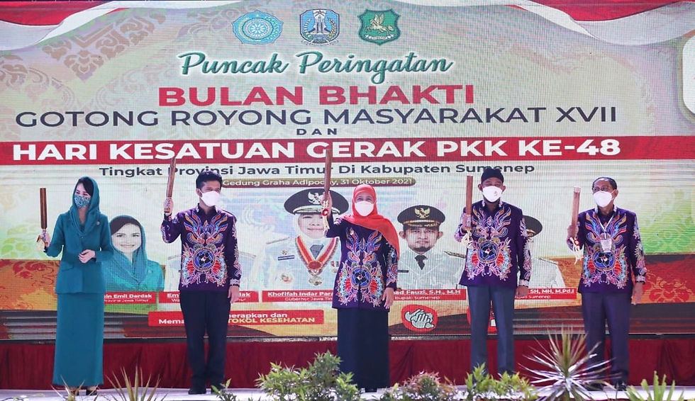 Turut hadir Wakil Gubernur Jatim Emil Elestianto Dardak, Ketua TP PKK Provinsi Jatim Arumi Bachsin Emil Dardak, beberapa Kepala OPD di lingkungan Pemprov Jatim, Bupati Sumenep Achmad Fauzi, Wakil Bupati Sumenep Dewi Khalifah, beserta jajaran Forkopimda Kab. Sumenep, beberapa Bupati/Walikota di Provinsi Jatim serta Ketua TP PKK kab/kota di Provinsi Jatim. (Foto: Siswanto)
