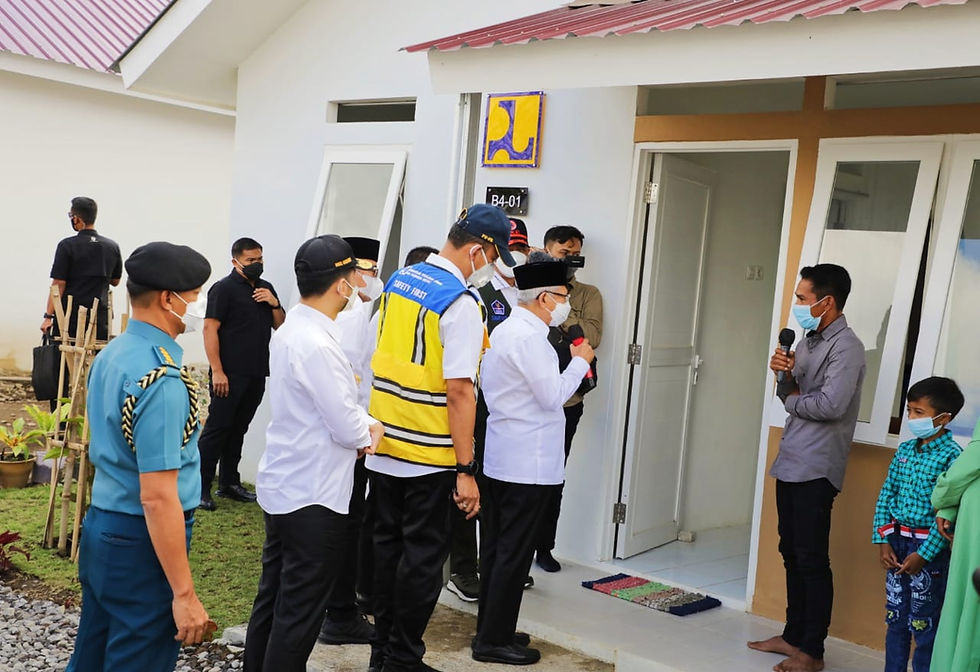 "Paling lambat 3 bulan selesai dan warga sudah bisa tinggal di sini termasuk menikmati fasilitas lainnya," kata Wapres Ma'ruf.