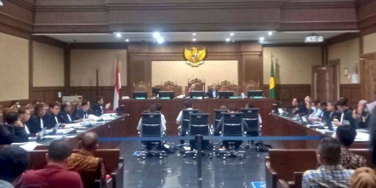 Agenda sidang adalah pemeriksaan tujuh saksi bagi tiga terdakwa mantan Menteri Komunikasi dan Informatika (Kominfo) Johnny G. Plate, Anang Achmad Latif dan Yohan Suryanto.