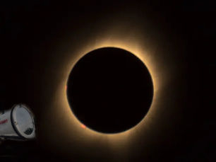 Gerhana Bulan dan Matahari Akan Terjadi di Bulan Ramadhan 2024, Muslim Indonesia Sholat Gerhana?