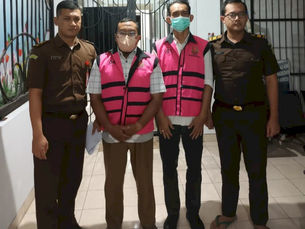 Dua Koruptor Bank Plat Merah di Jebloskan Penjara Oleh Kejari Surabaya