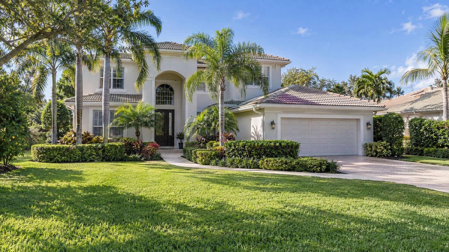 Buying a Single-Family Home in Plantation: How to Compare Your Options