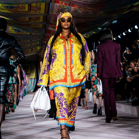 Como analisar um desfile de moda