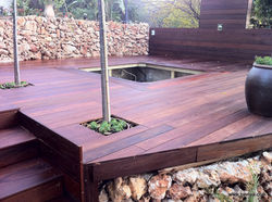 ריהוט גן - דק איפא