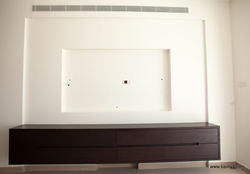 שידת אלון אירופאי מגוון