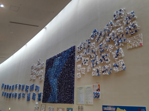 折り鳩アート展示1枚目