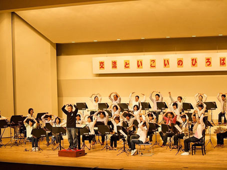 生涯学習フェスティバル(交流といこいの広場)で演奏しました♪