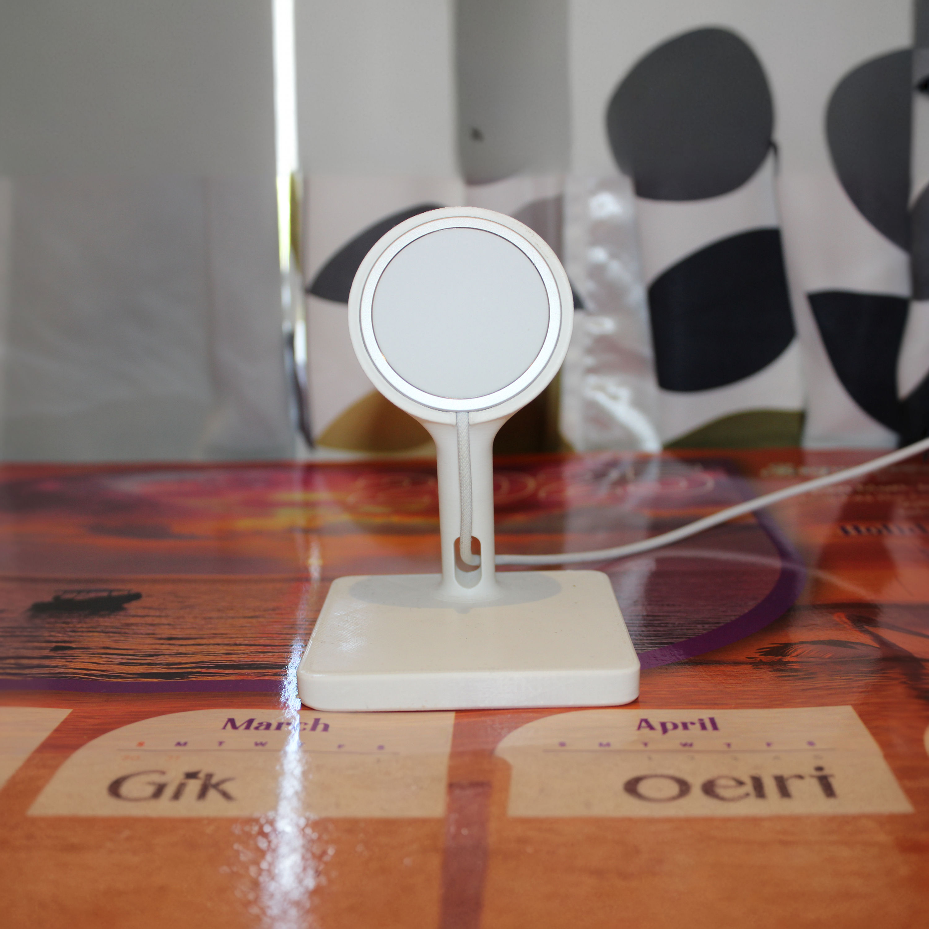 iPhone MagSafe Phone Stand