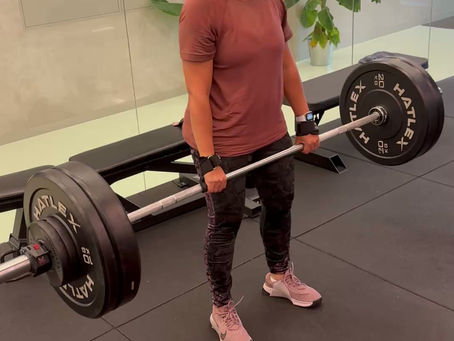 A Day in My Life as a Nail Tech & Massage Therapist