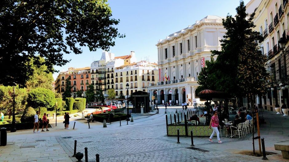 GUIA DICAS BÁSICAS DE MADRI
