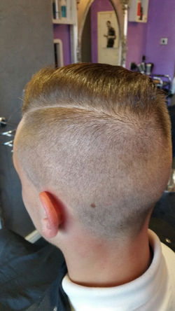 image-9568aa6c931ab5cd7eb65254f5598be78e513af438fab69dc9c6c997e5063c00-V