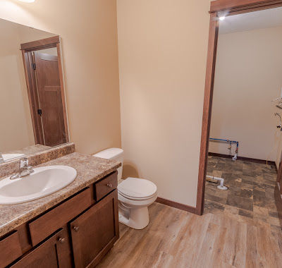 5-13-2022_1012A W Hwy 14 (4Bed) (6 of 21).jpg