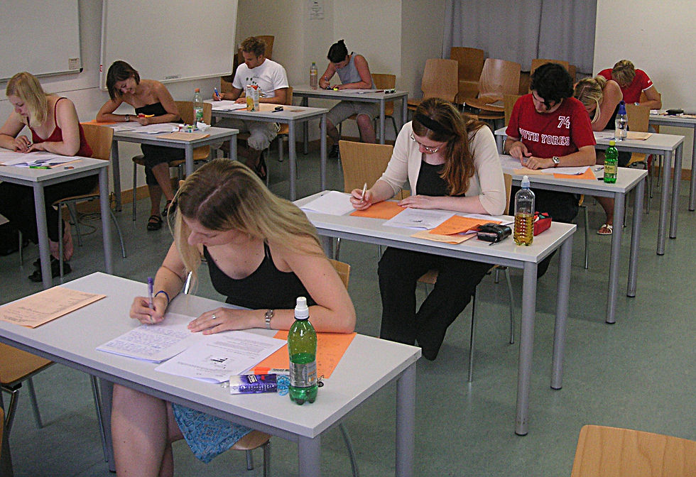 Salle d'examen / Creative commons