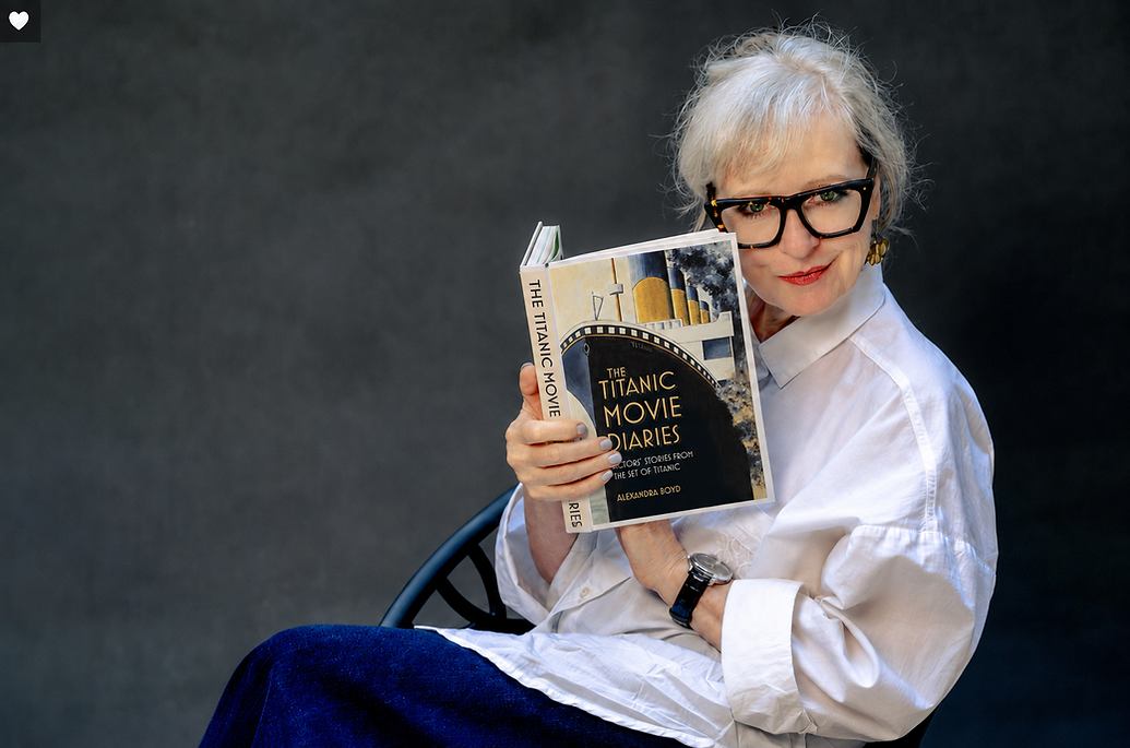 Book_glasses.png