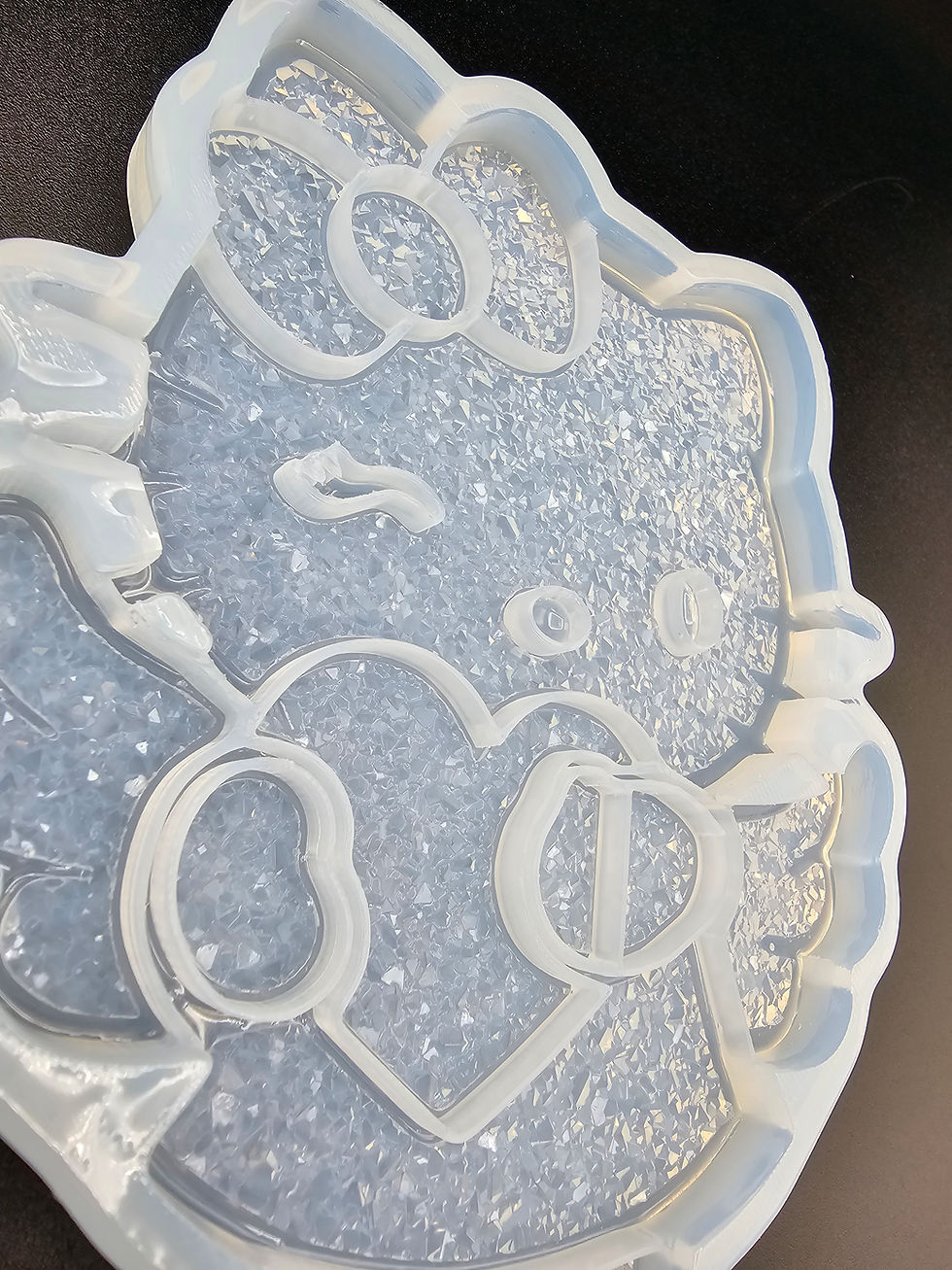 Miniature : Druzy Valentine Kitty and a base mold