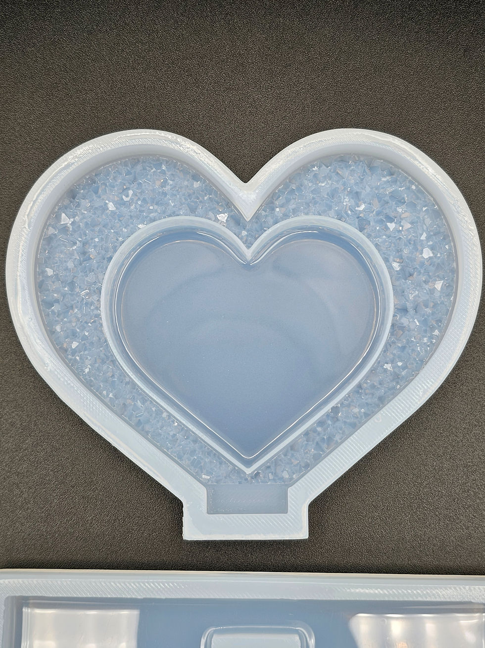 Thumbnail: Druzy/shiny heart with base mold