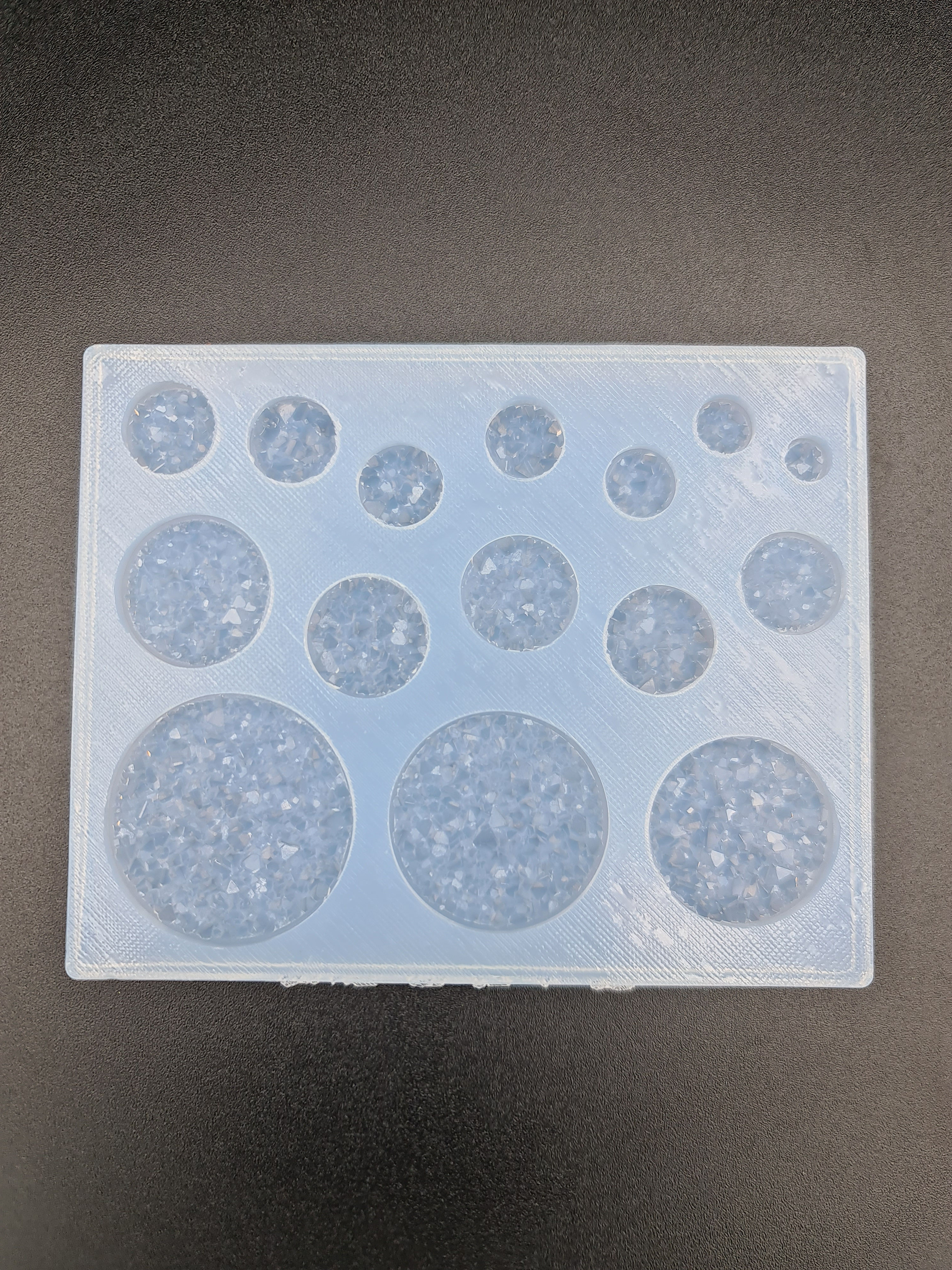 Set of 2 x 15 druzy round Cabochon molds