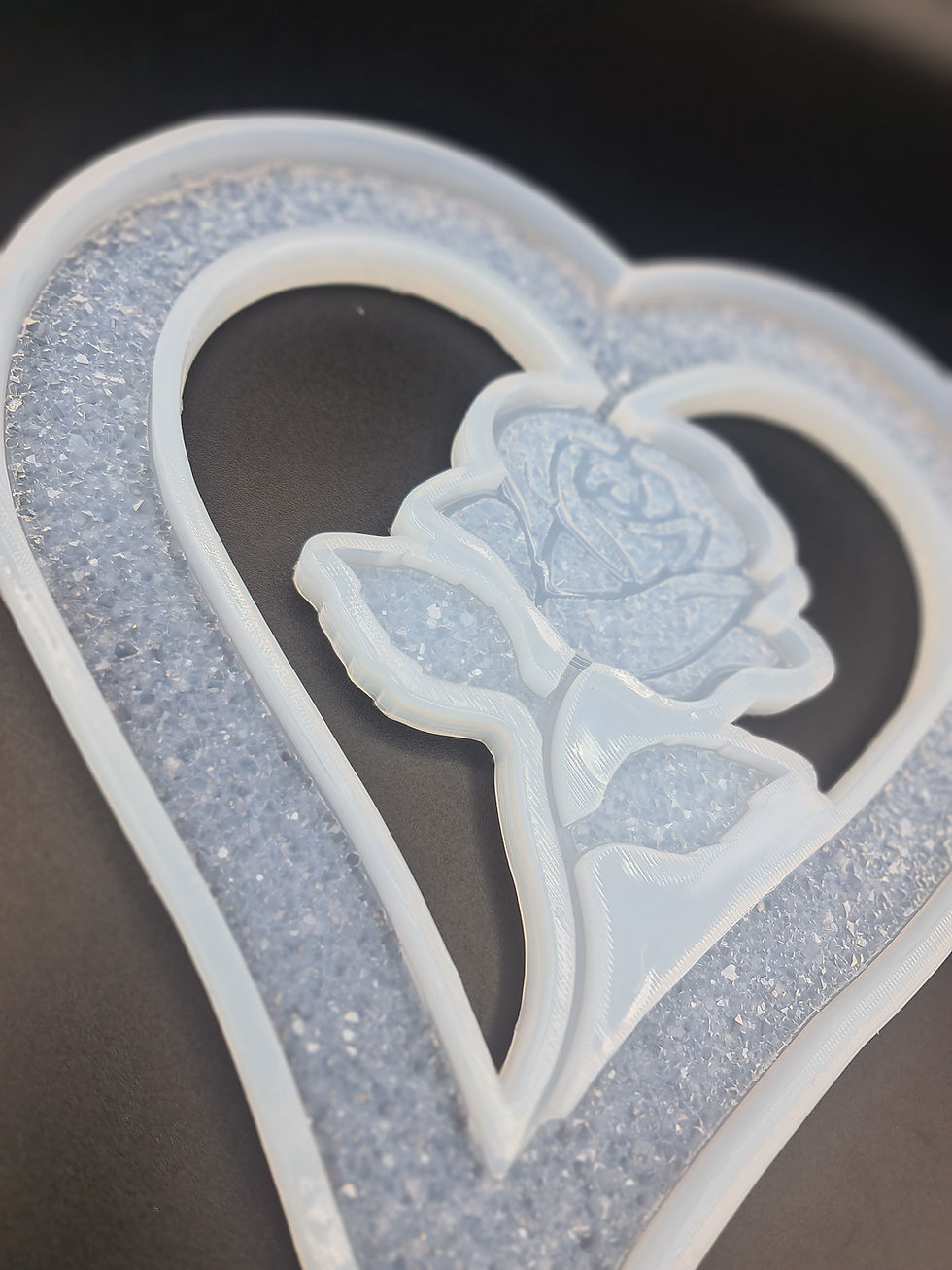 Thumbnail: Set of 2 Druzy hearts with rose mold