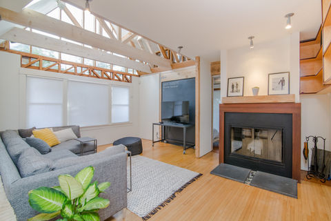 Lipstick Renovations/ Small Home