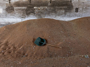 THE STRATEGIST | Food supplies squeezed by Ukraine war and trade bans