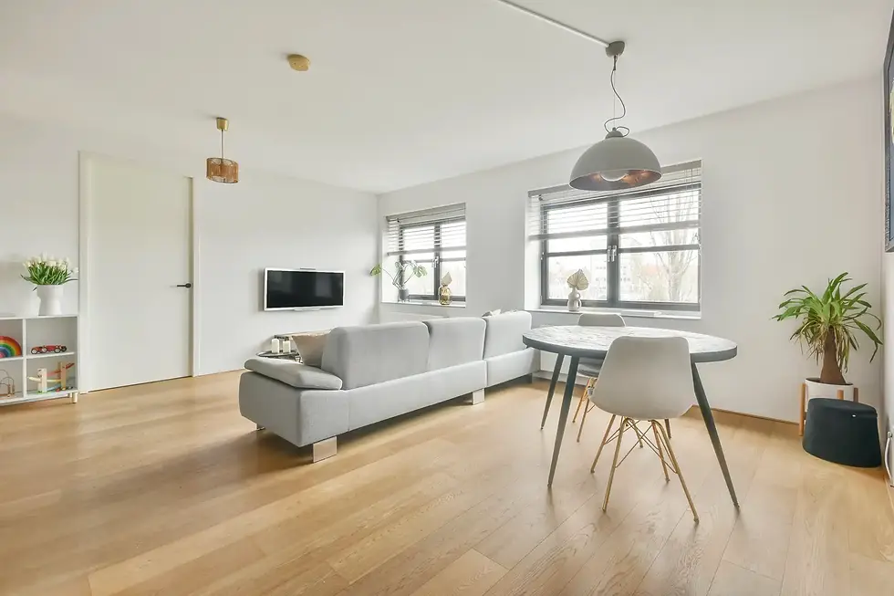 lumbre laminated flooring intinusa selareksa.webp