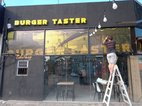 cartelería
cartel de obra
producción grafica
Impresión
quilmes