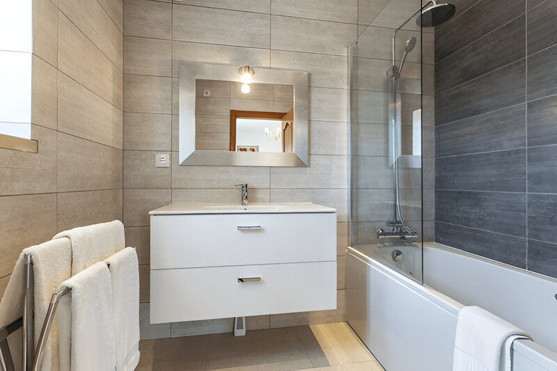 mirrored shaving cabinets melbourne