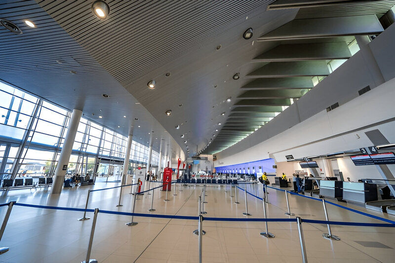 illuminated ceiling airports