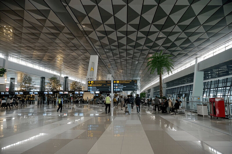 Illuminated Ceiling Airports